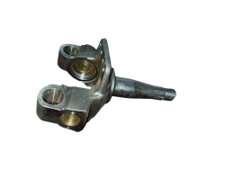 Кулак поворотный 130-3001013лев.