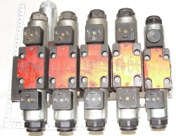 POLESE Gidroblok upravleniya pyatisekc GB3-01 -KZK12-24V-5K-BY11 na zhatku (13480)