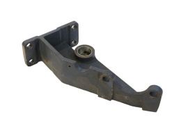 Кронштейн правый камеры тормозной и рычага торм.(трещетка) 700.23.00.200 АОПТЗ