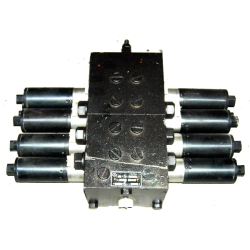 Don Gidroraspredel 4-h sekc elektr 4RE50-29BU1 Rostselmash (6265)