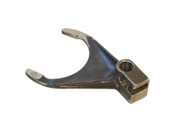 Вилка привода управл. муфтами грузового вала 700.17.01.144-2 АОПТЗ