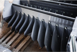 Дефлектор (разбрасыватель измельчителя с 10г) КЗК-12-0290320