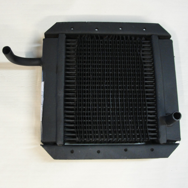 радиатор отопит