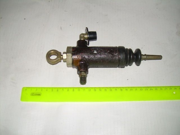 1523 Gidrocilindr rabochii 1523-1602550