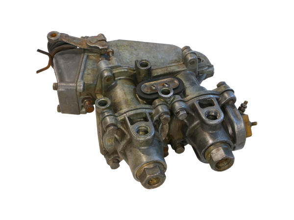 Кран тормозной двухсекц 130-3514010 (см. 700.35.00.090)