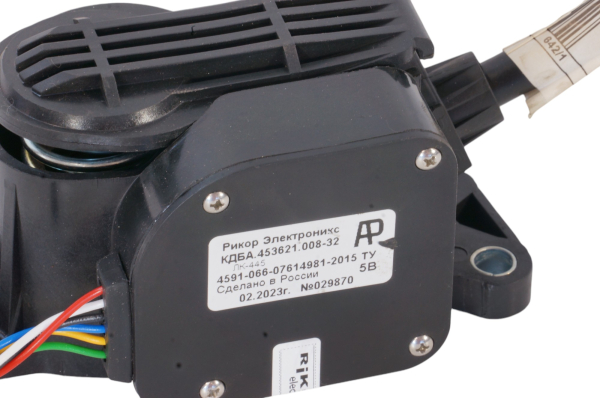 Модуль педальный ГАЗ-33098 ЯМЗ-5344, Евро-4 (пластм. корпус)  КДБА.453621.008-32 ОАО ГАЗ (2)