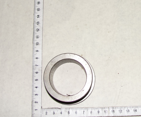 1523 Vtulka 1522-1701350 (13548)