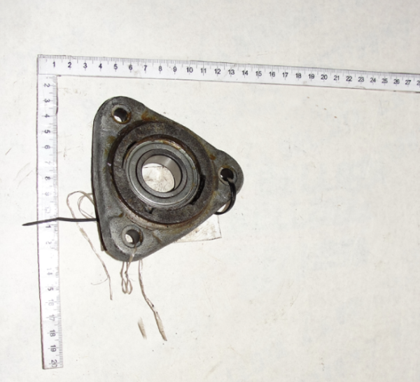 AKROS Opora vent otsosa pili N.027.01.020-04 (p. 580205 + korp. N.027.102) Rostselmash (13026)