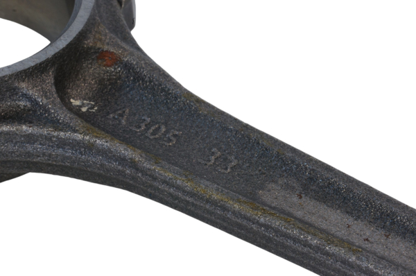 Шатун 100 лс (УМЗ-421, 4213, 4215, 4216, 4218) 421-1004045-71 (1)